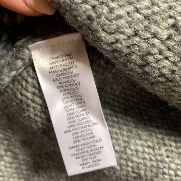 Loft sweater - Picture 3 of 3